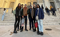 6 ESRs with chocolate shopping in front of Brussels Cathedral