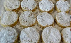 Italy - Ricciarelli